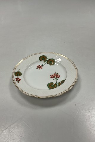 Royal Copenhagen Art Nouveau Pattern No. 225 Geranium Cake Plate No. 2033