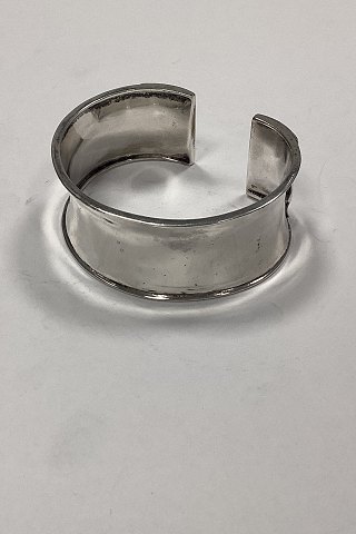 Modern open Armring in Sterling Silver