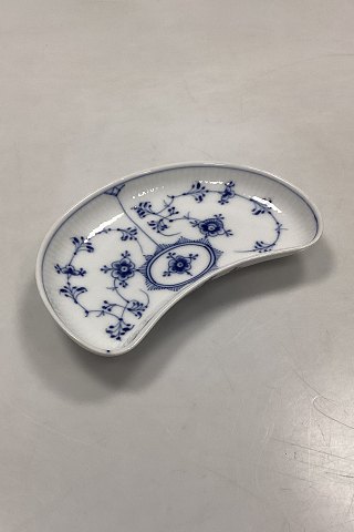 Royal Copenhagen Blue Fluted Plain Half-moon Assiette No. 154