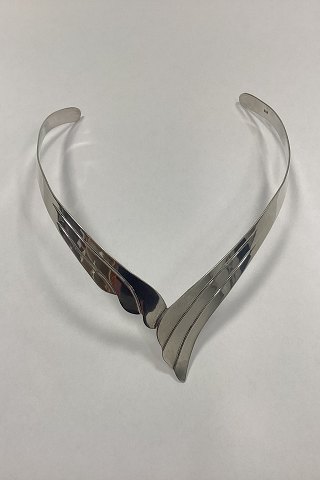 Modern Open Neckring in Sterling Silver. 

