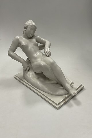 Royal Copenhagen Figurine of Naked Woman by Gerhard Henning No. 2194
