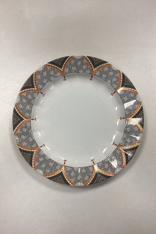 Royal Copenhagen Fairytale Grey, Large Round Dish No. 376