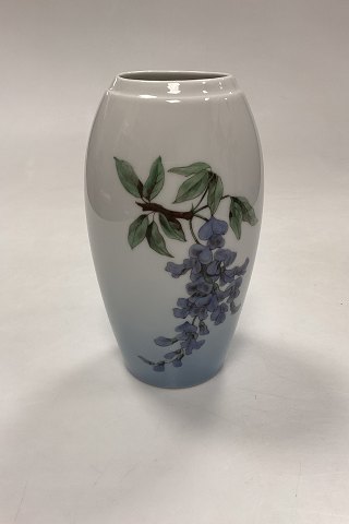 Bing og Grondahl art Nouveau Vase with Wisteria No. 72 / 251
