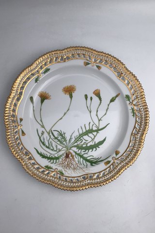 Royal Copenhagen Flora Danica Plate with pierced border No. 20/3526.