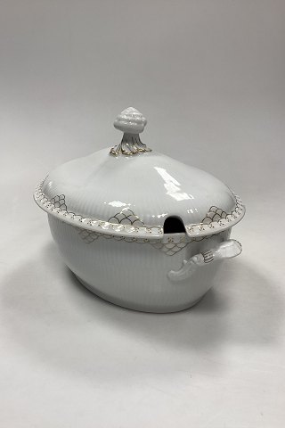 Royal Copenhagen Princess, Gold Large Tureen No. 182/183