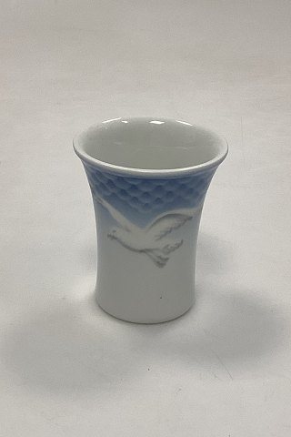 Bing and Grondahl Seagull Small Vase No. 672