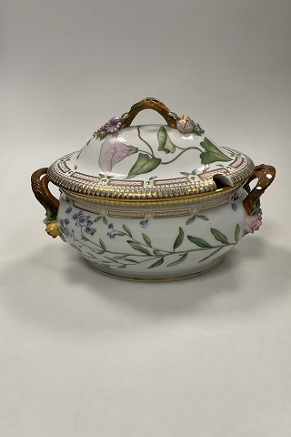 Royal Copenhagen, Dinnerware
