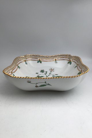 Royal Copenhagen Flora Danica Square Bowl No. 576 / 3510