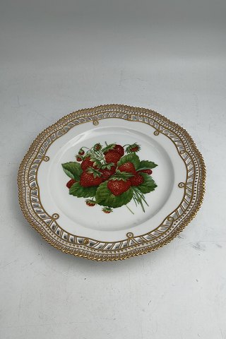 Royal Copenhagen Flora Danica Fruit Plate No 429/3554